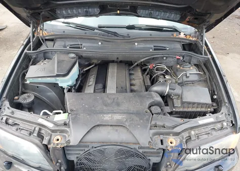 2001 BMW X5 3.0 from USA, damaged, VIN WBAFA53551LM72509